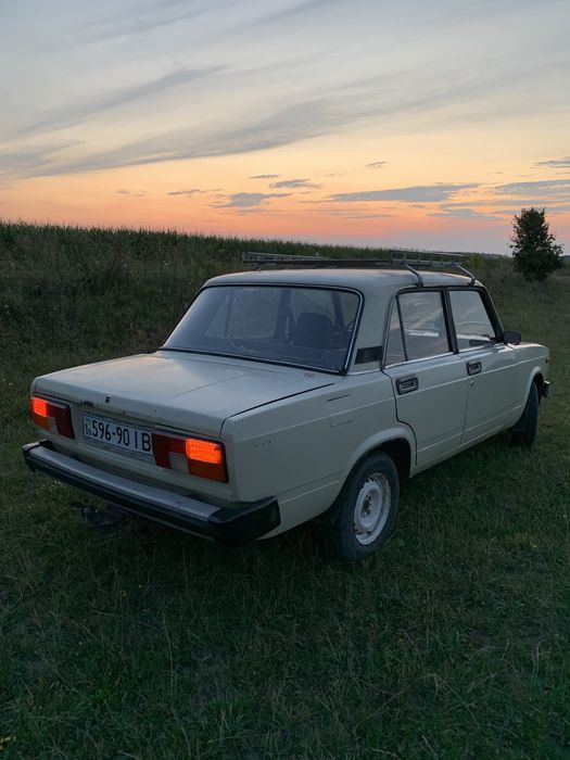 Продам ваз 2105 1981р.
