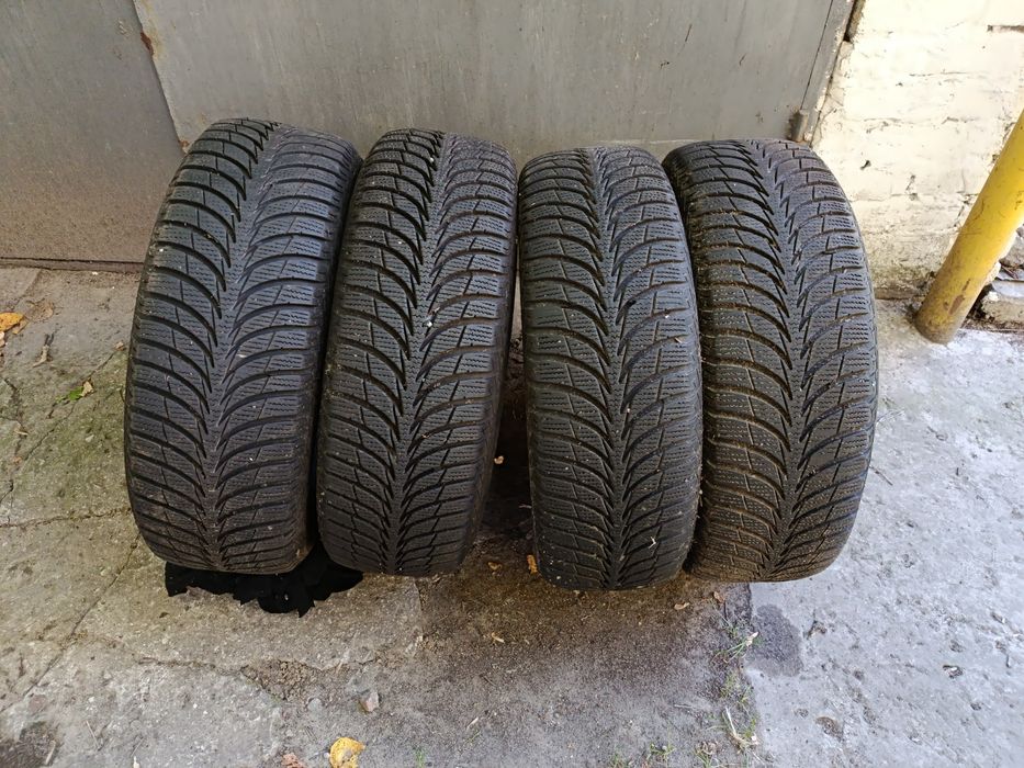 Продам 4 шини 215/65/16 98Т Good Year UltraGrip Ice +