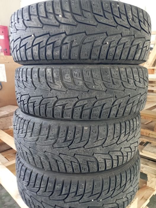 Шины комплект в отличном состоянии