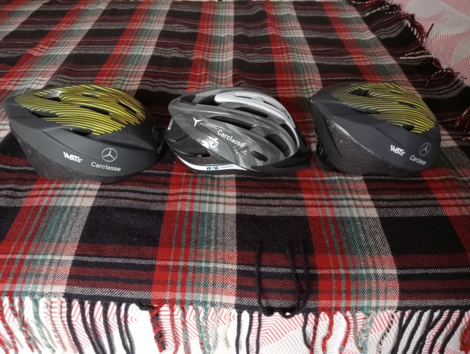 Capacetes de bicicleta novas vendo