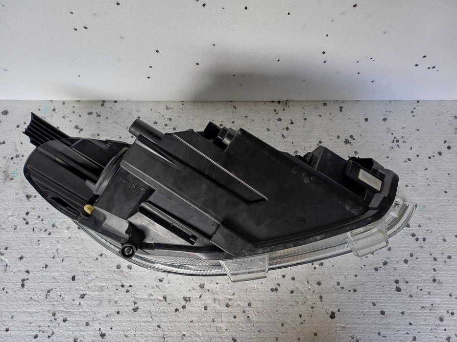 lampa lewa ford fiesta mk8 soczewka led model h1bb-13w030-cd od 2017-