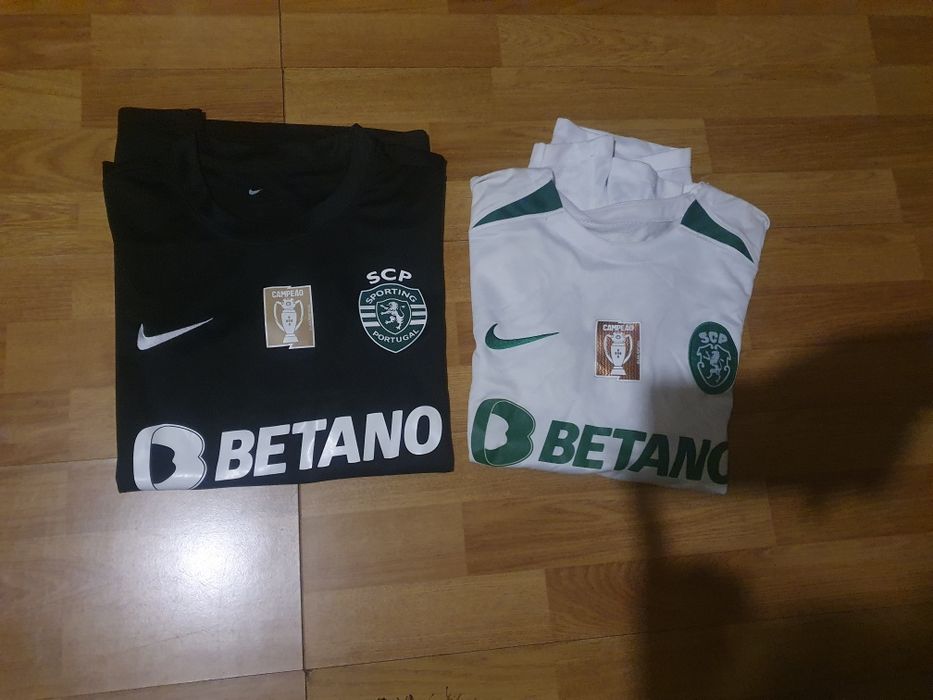 T-shirts Sporting
