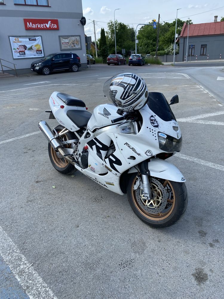 Sprzedam CBR900rr