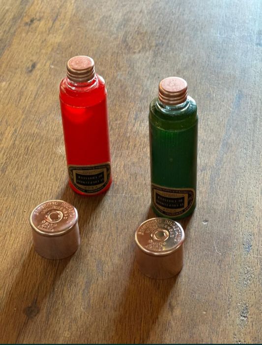 Garrafas com formato de Cartucho