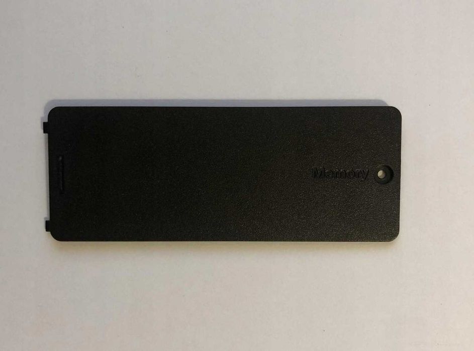 Zaślepka klapka RAM Samsung NP305U1A NP300U1A (0758)