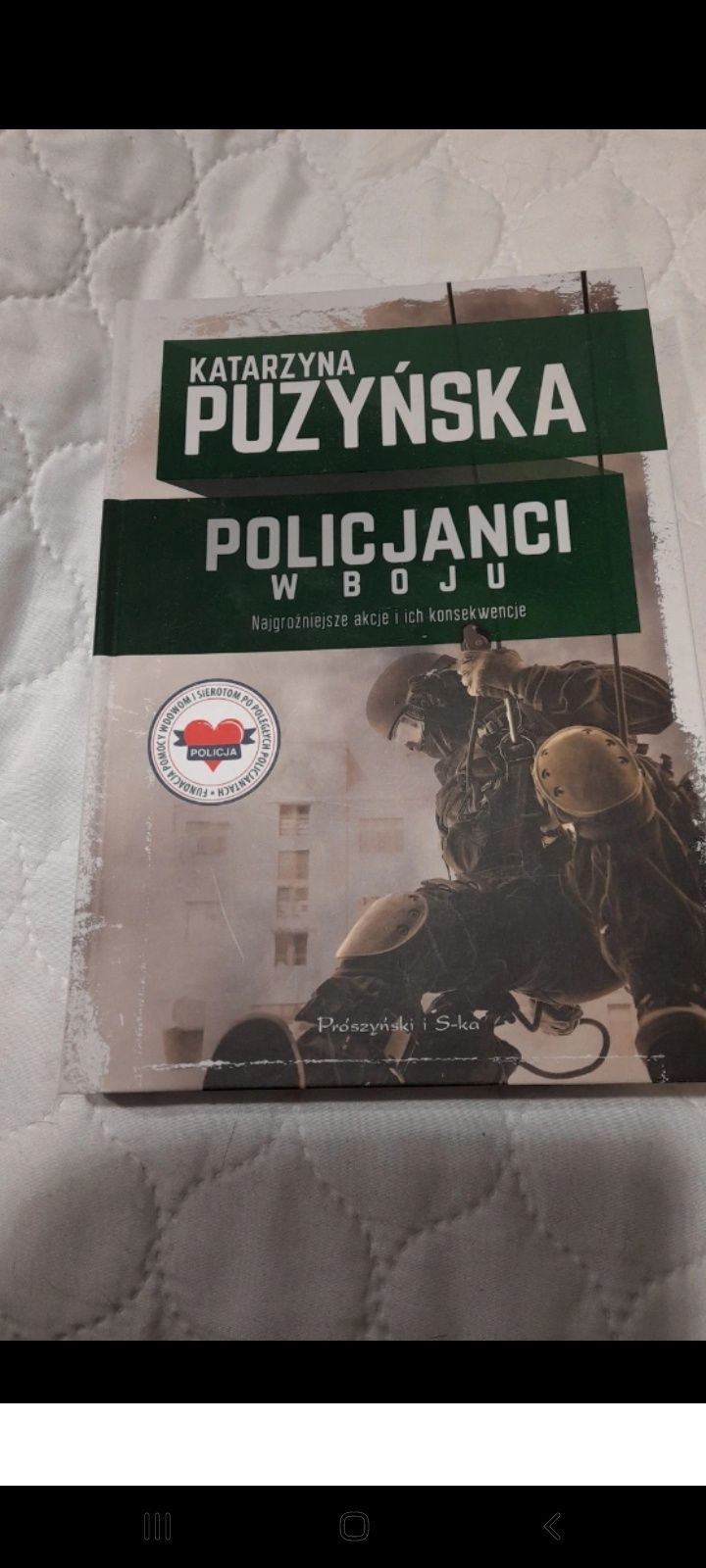 Policjanci w boju Katarzyna Puzyńska