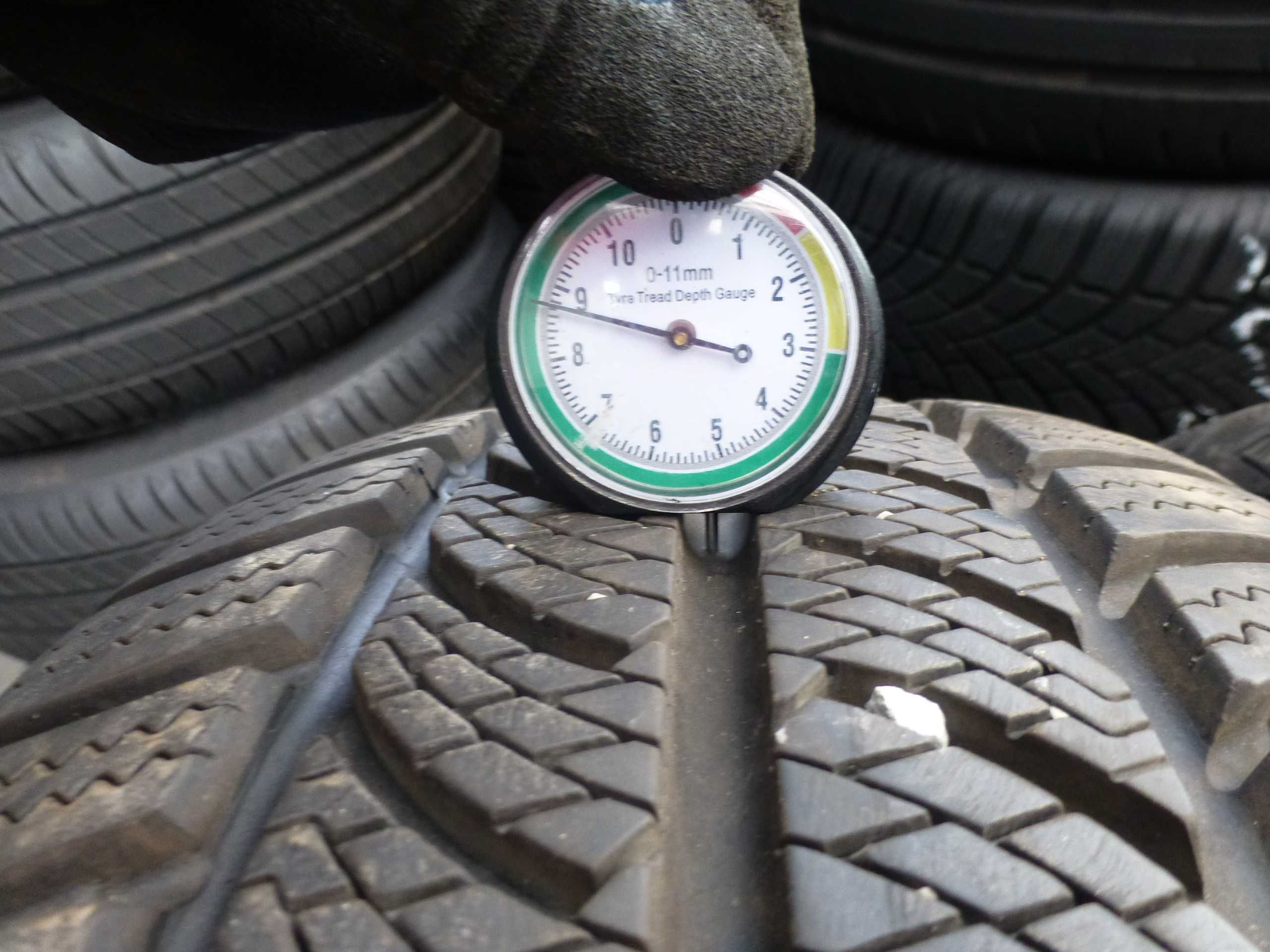 Continental Vanco winter 2  225/55r17c