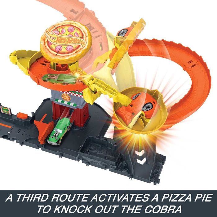 Трек Хот Вілс Атака кобри Hot Wheels City Pizza Slam Cobra Attack