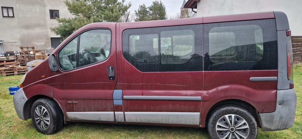Trafic 1.9 #101koni# 2003r  5 osób.