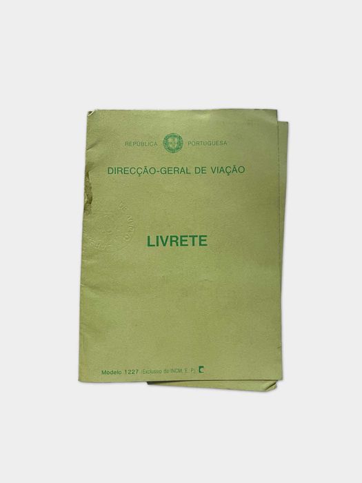 Trator Goldoni 18CV c/ Reboque e Documentos