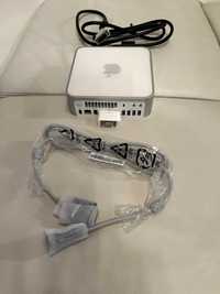Apple Mac mini "Core 2 Duo" 2.0 Numer seryjny: YM74744XYL2 + kable