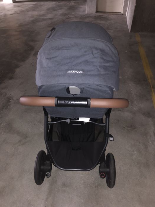 Conjunto carrinho Maxi Cosi Adorra+ Cadeira auto Cabriofix I-Size