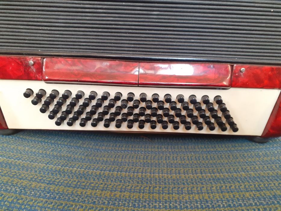 Akordeon Victoria l 80 bas