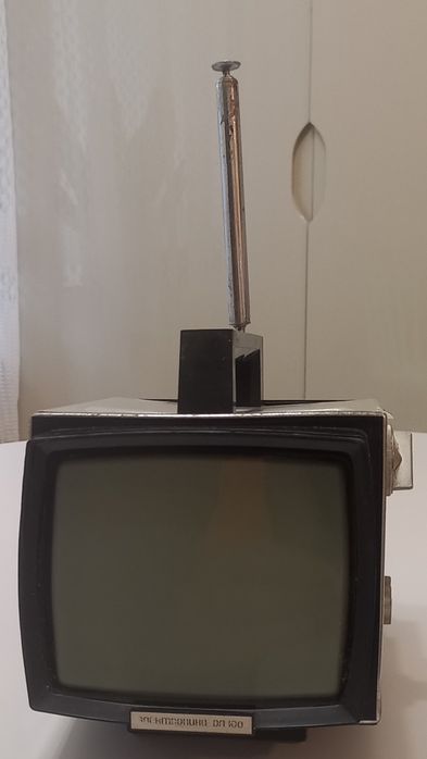 Telewizor turystyczny ZSRR