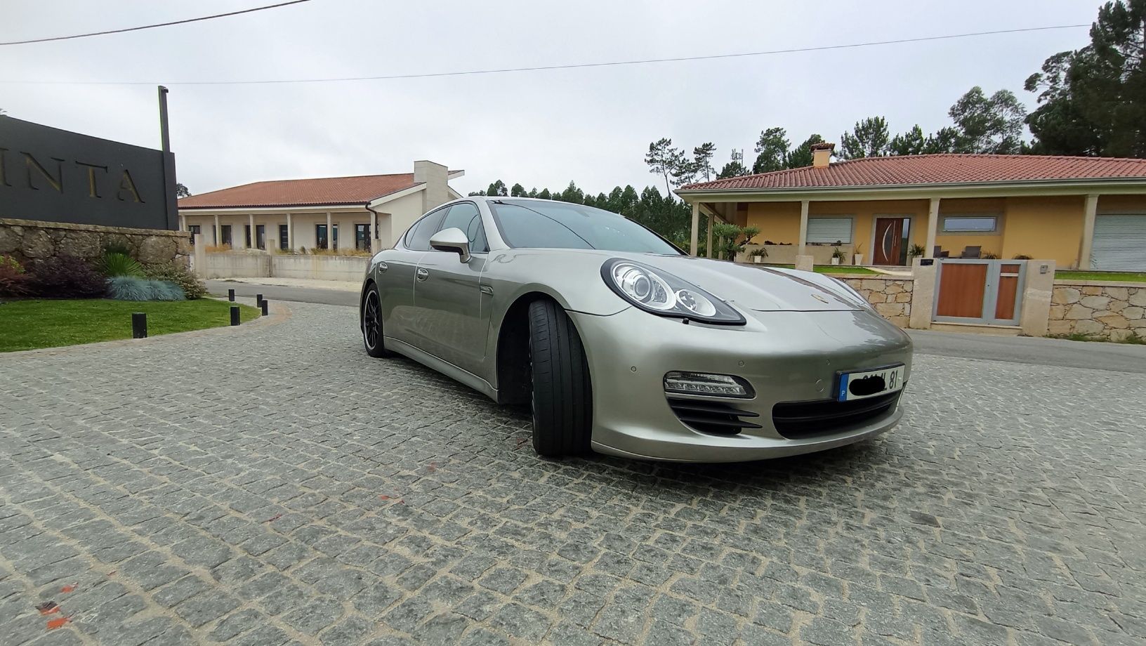 Porsche Panamera Nacional