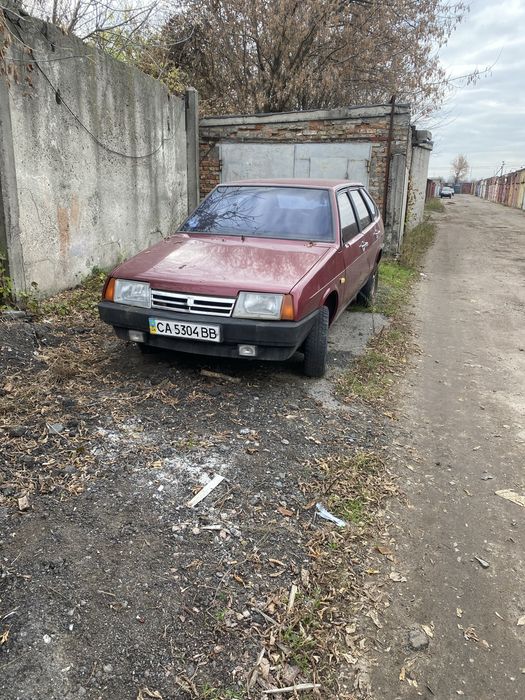 Продам ВАЗ 21093