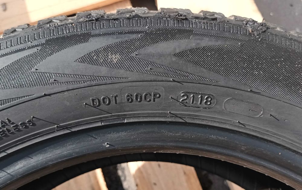 Nokian WR D4 opona zimowa 205/55/16 - 1 szt. R16 W-wa WK