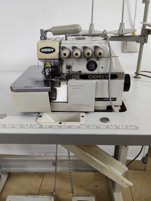 Промисловий оверлок GEMSY. Модель gem747F