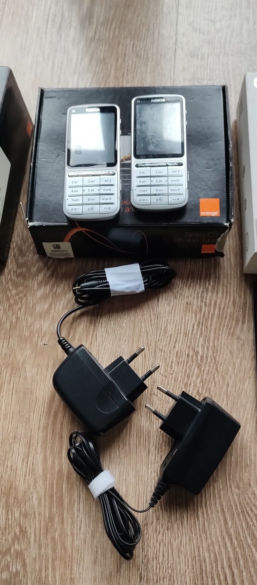Mix 7sztuk telefonów uszkodzone i działające