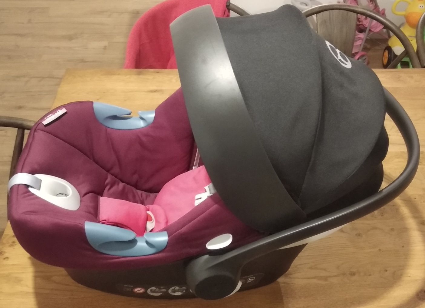 Fotelik Cybex Aton M wzór Mystic Pink-purple