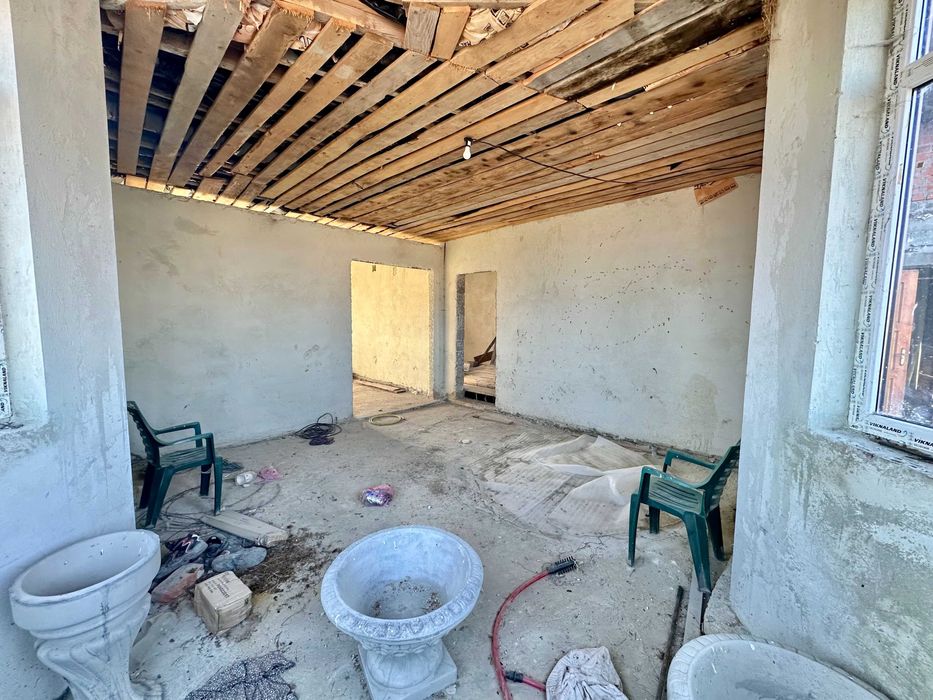 Продається будинок у с.Попелі біля м.Борислав