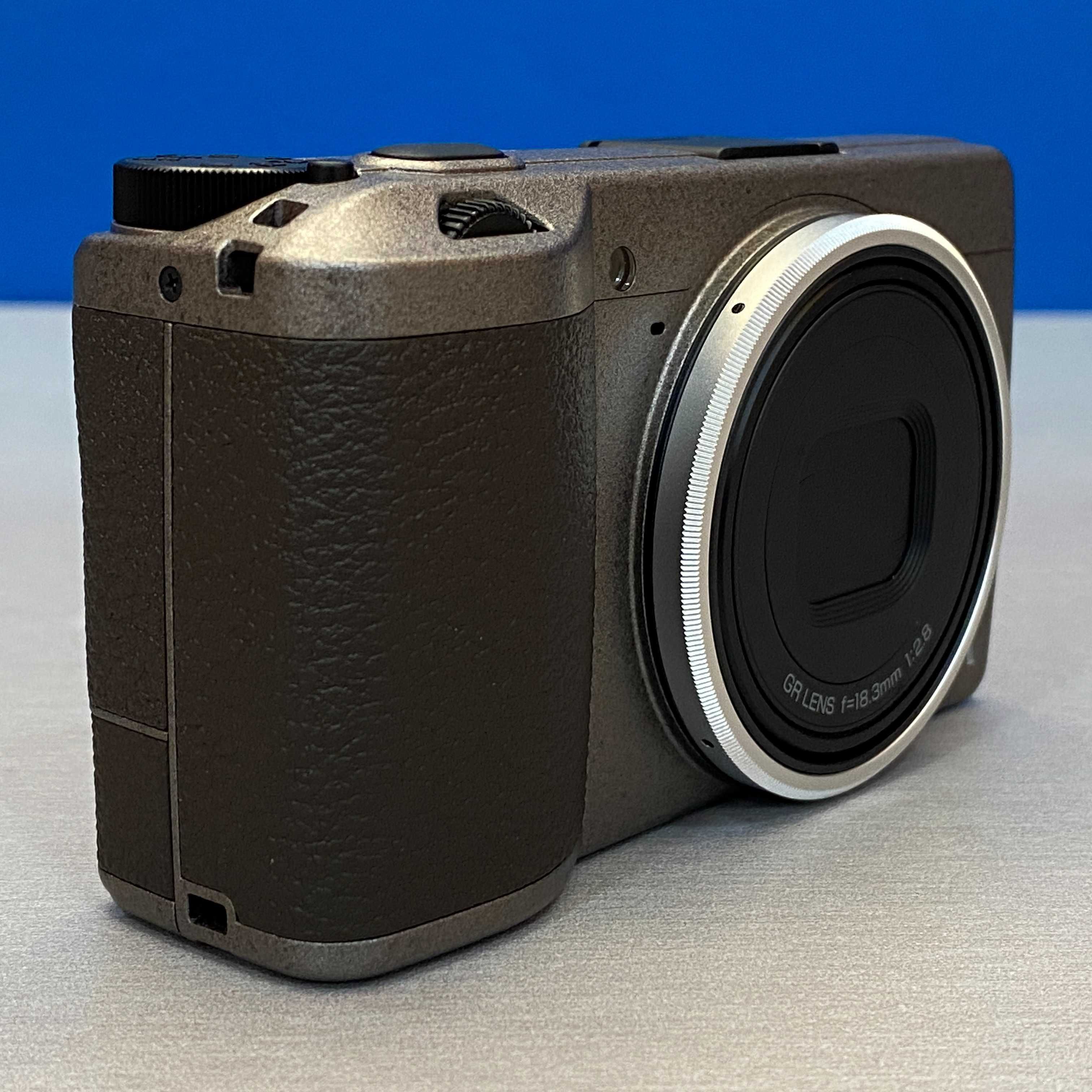 RICOH GR III (24.2MP) - Diary Edition - NOVA - 3 ANOS DE GARANTIA