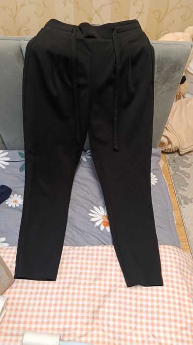 Продам недорого джинси,брюки,блузки