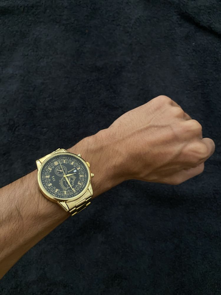 Relógio De Luxo Moderno Dourado