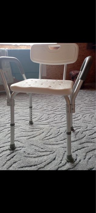 Krzesło prysznicowe