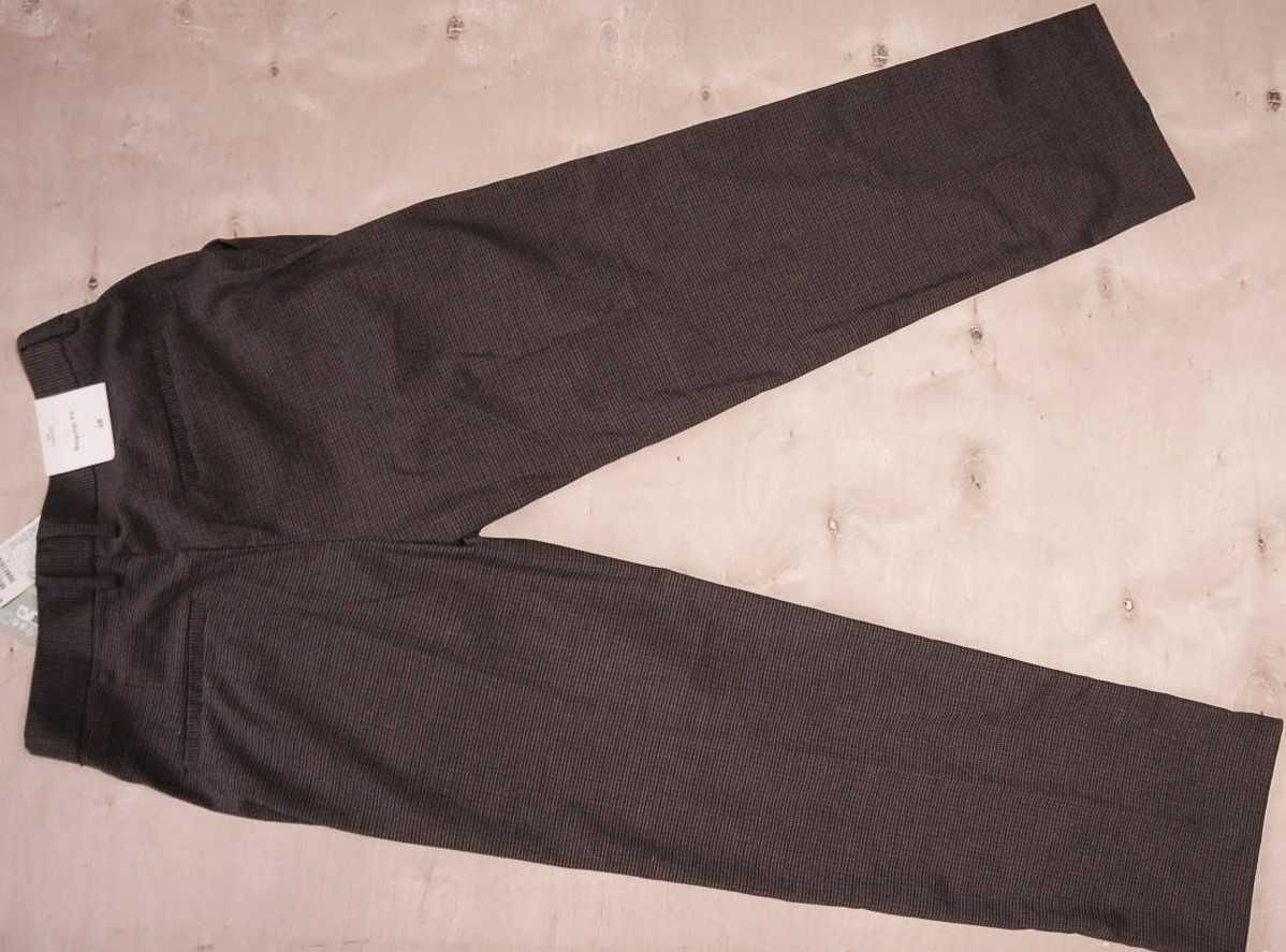 HM 32 PAS 84 spodnie chino regular fit z metką 10C18