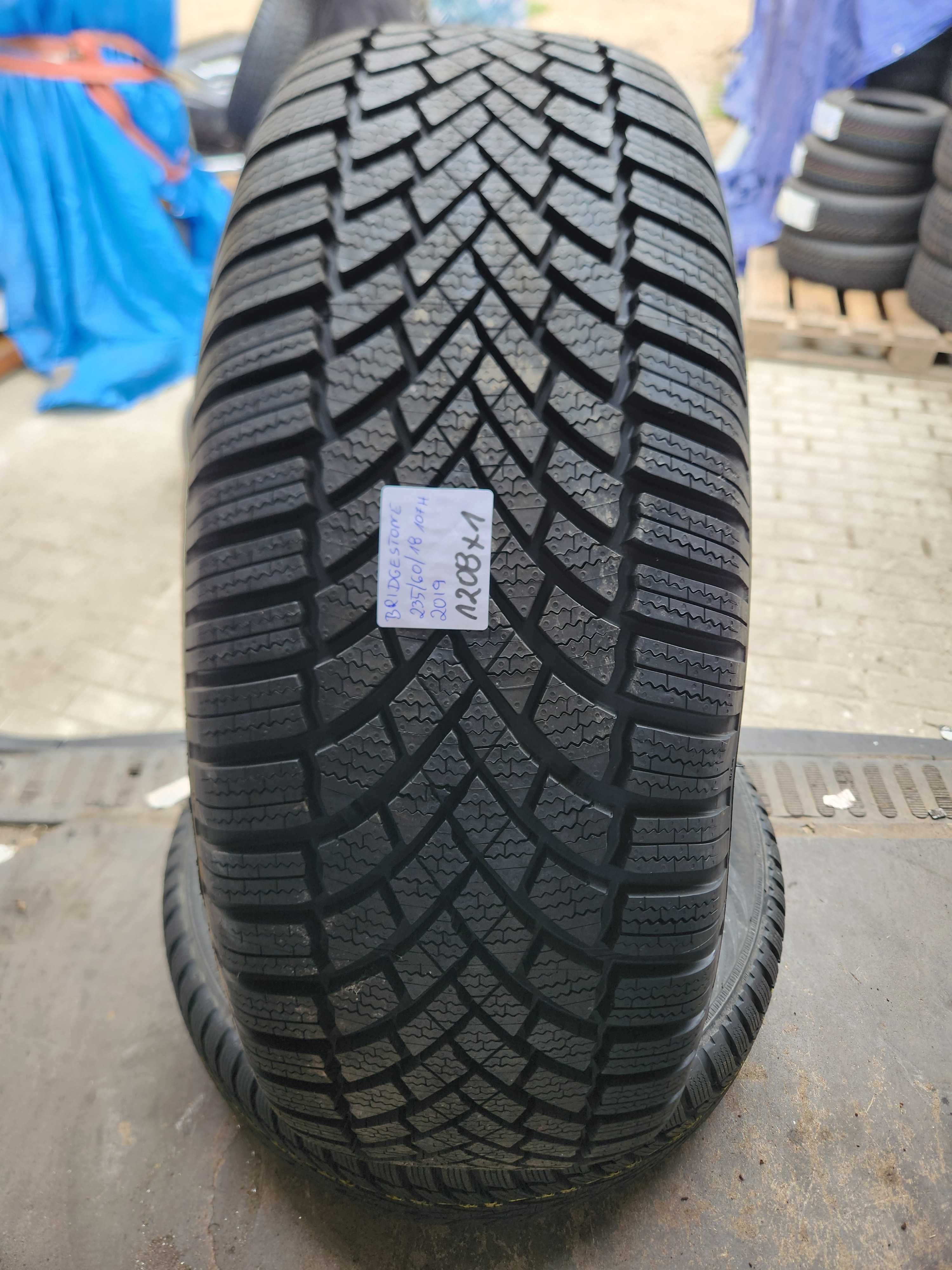 1208. BRIDGESTONE BLIZZAK LM005 235/60/18 opona pojedyncza