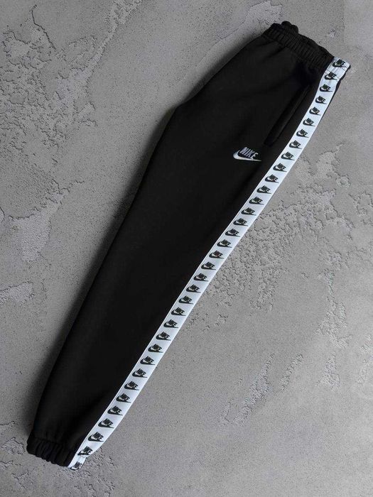 2 Цвета, Спортивный Костюм Nike на флисе