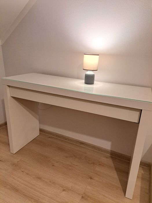 Toaletka ikea biała toaletka ikea białe biurko