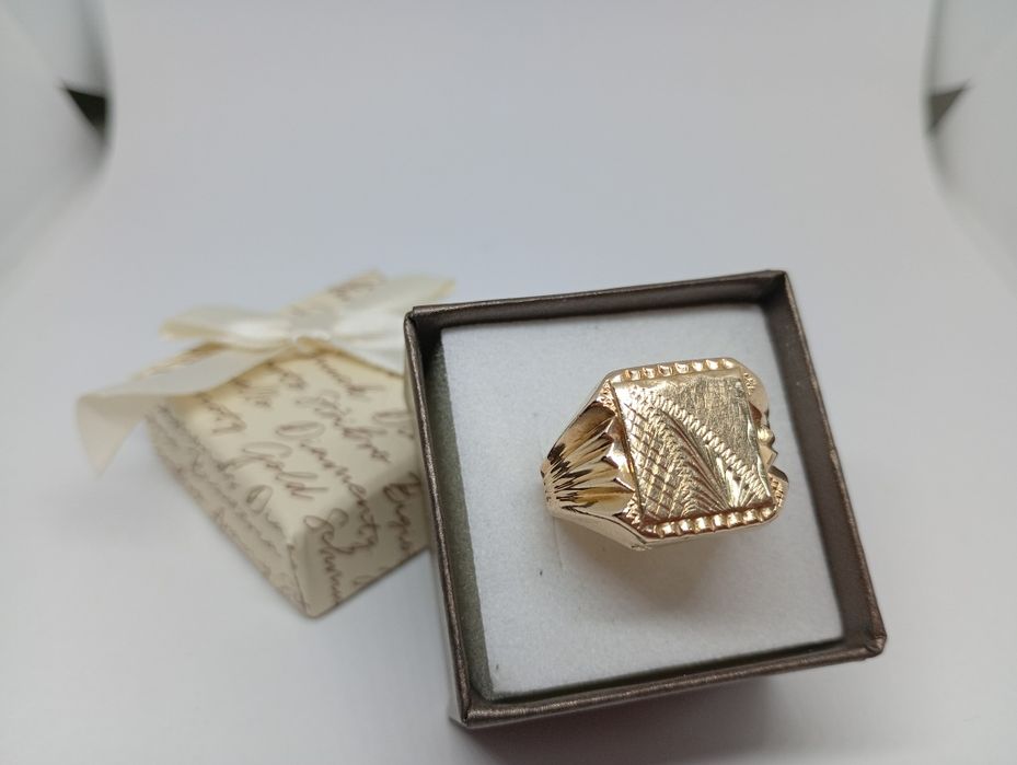 Złoty sygnet 585 waga 4,23g rozmiar 27