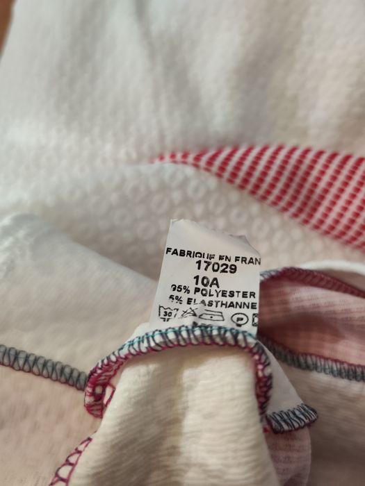 Vestido de menina com laço