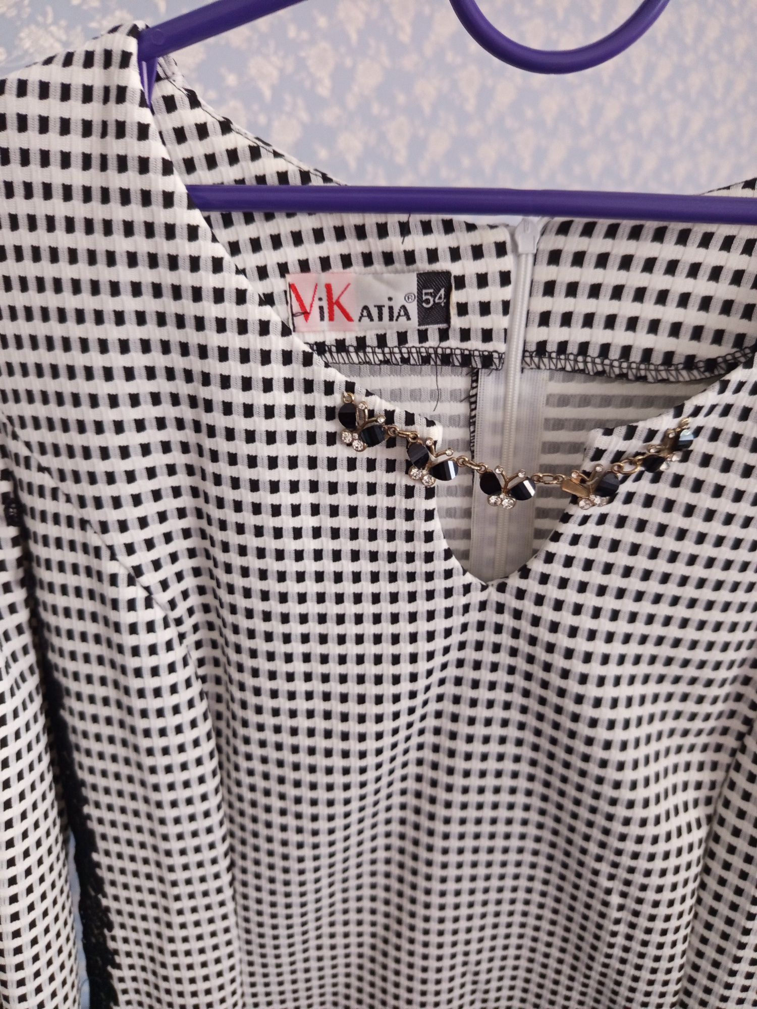 Продам сукню на р. 52
