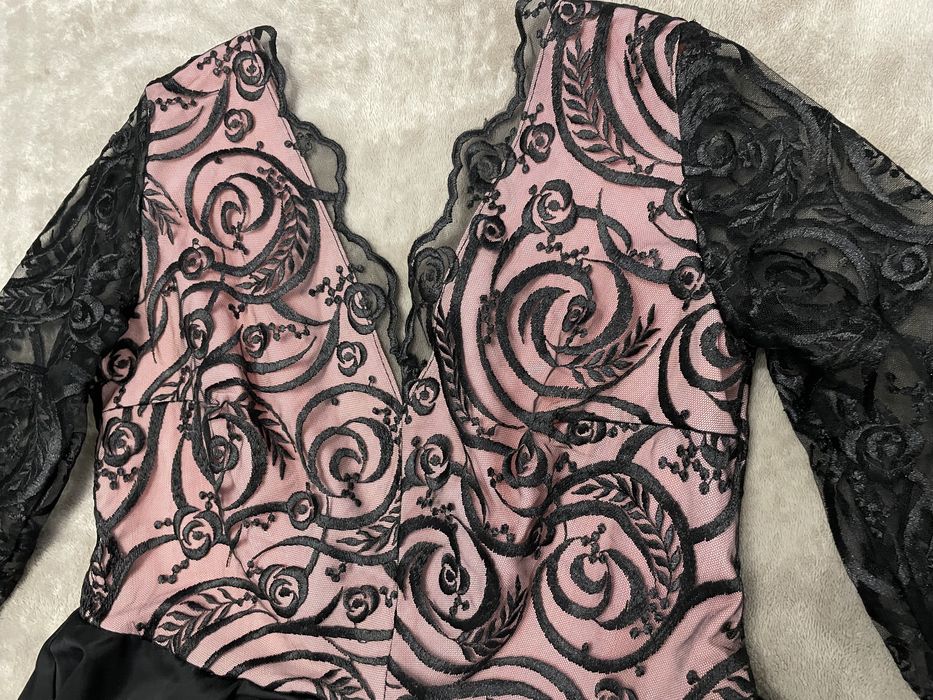 Вечірня сукня