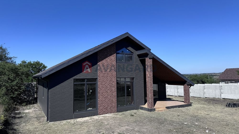 Продам новый дом 160 м.2 Новоалександровка