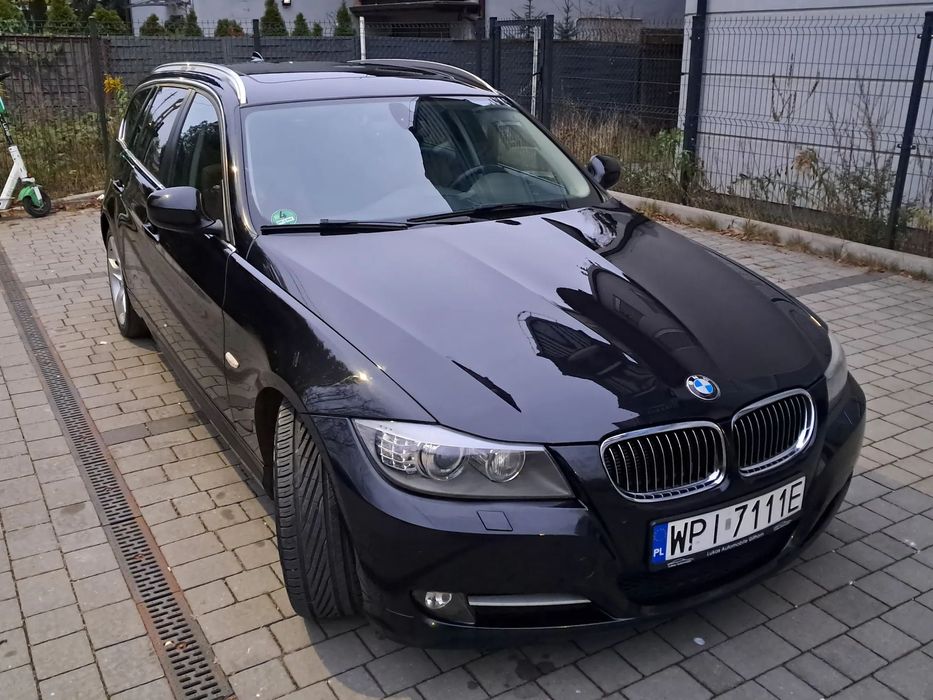 BMW Seria 3 BMW Seria 3 320 d DPF Touring