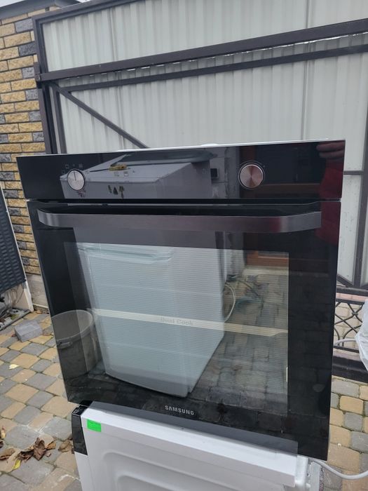 Електрична духовка Самсунг