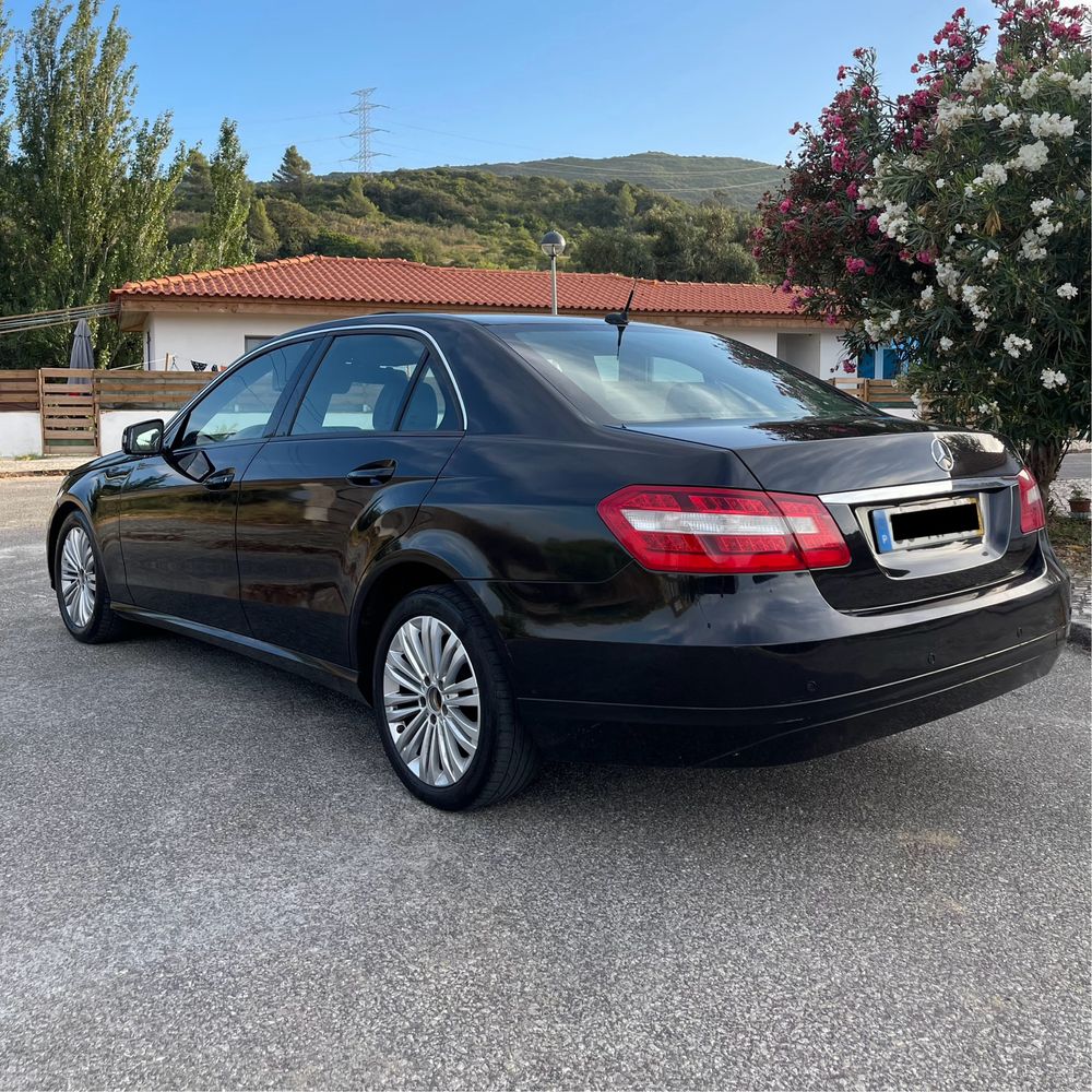 Mercedes-Benz E220 170cv