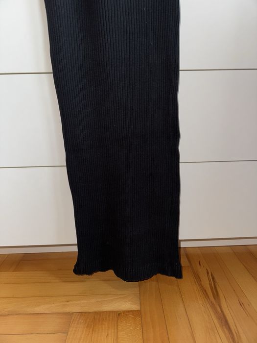 Czarna sukienka dopasowana XS Zara