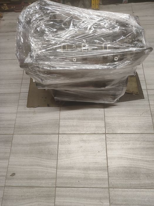 Słupek opel Vivaro 1.6