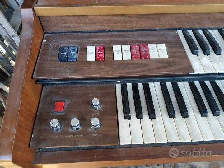 Organy Pianino Farfisa lata 70