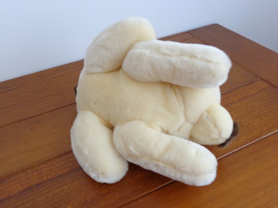 Peluche urso deitado