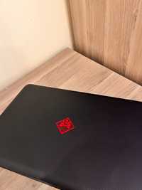 Laptop HP OMEN 
(model n° 15-ax243dx)

Procesor : Intel® Core™ i7-7700