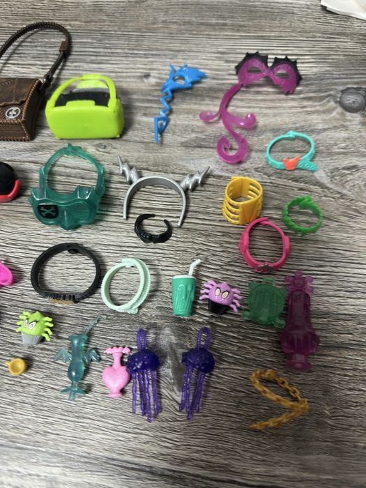 Акси до монстер хай, monster high сумки до ляльок