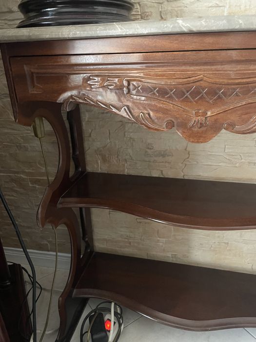 Mesa de apoio para sala.