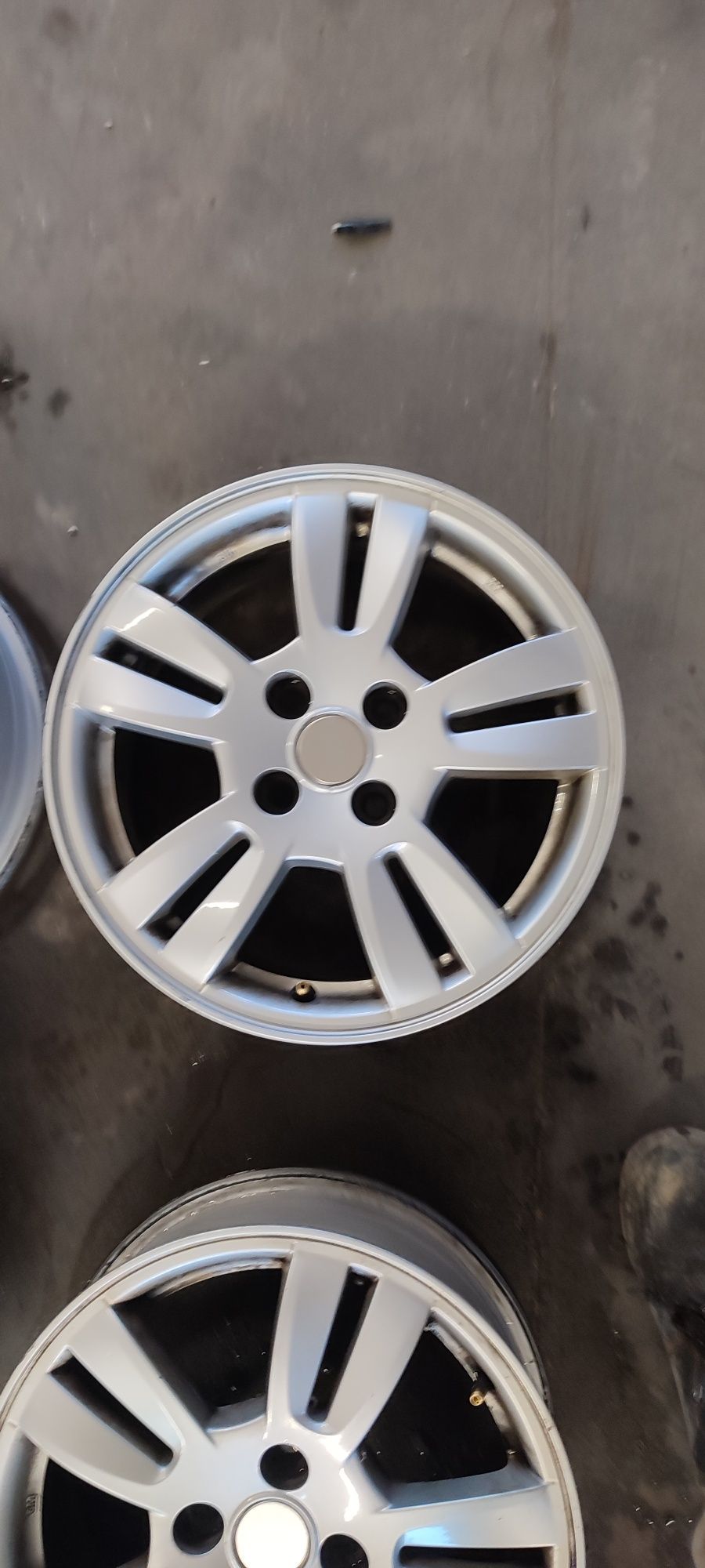 FELGI aluminiowe Chevrolet Aveo 15" ET39 6J 4x100