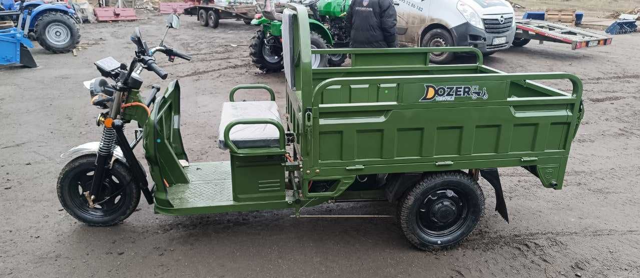 Електротрицикл грузовий Dozer Model  2000 Вт